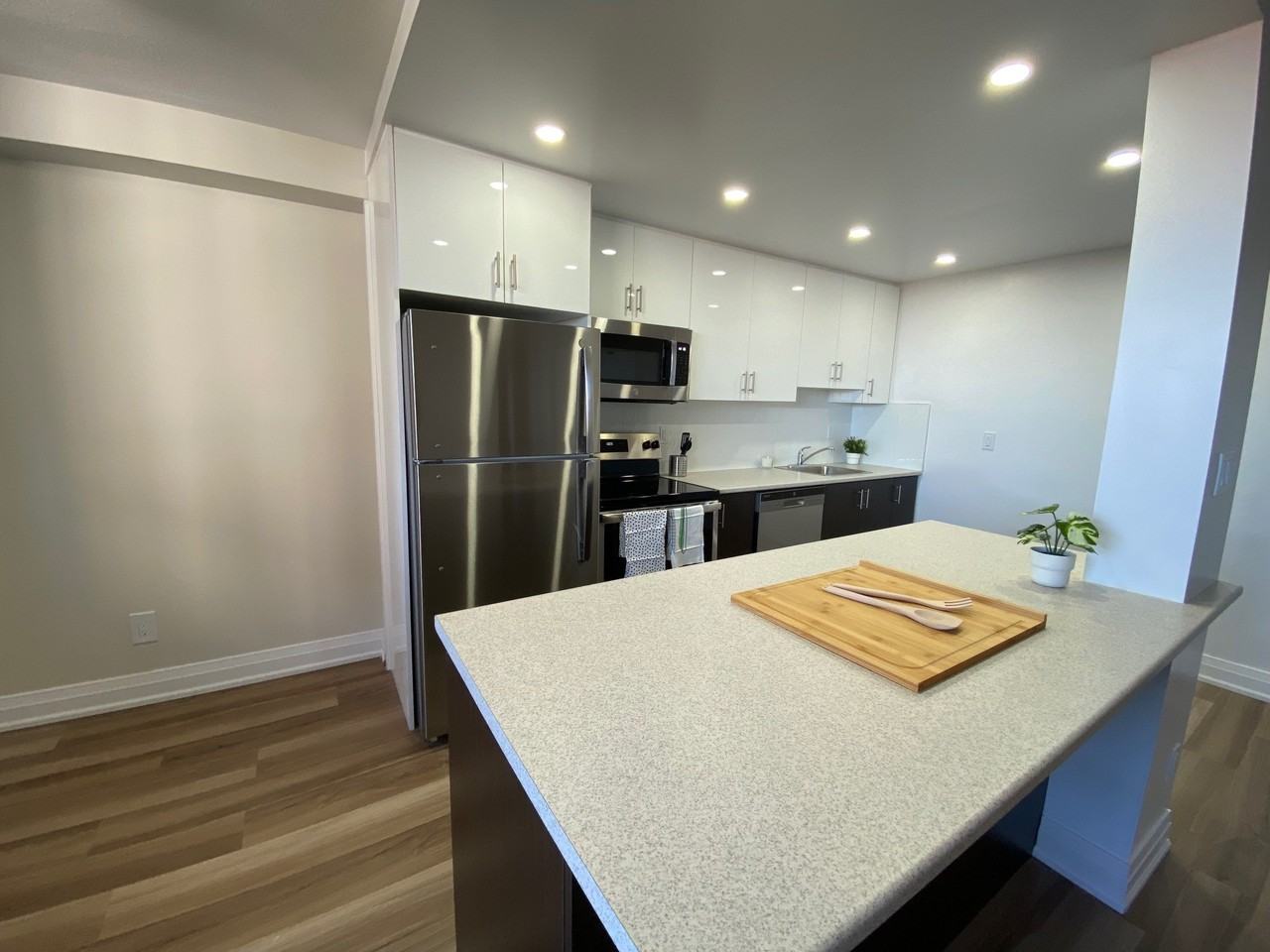 2150 Roche - Photo 6 of 19