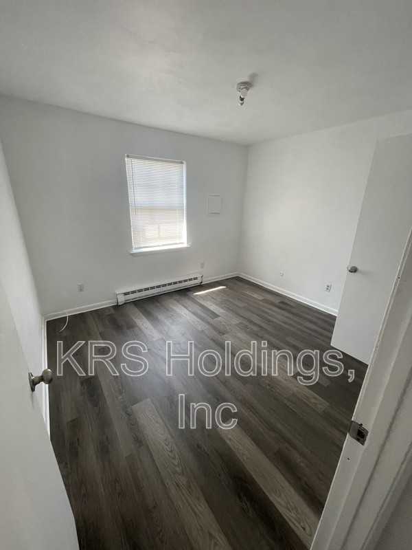 6228 Chesapeake Blvd #G - Photo 4 of 10