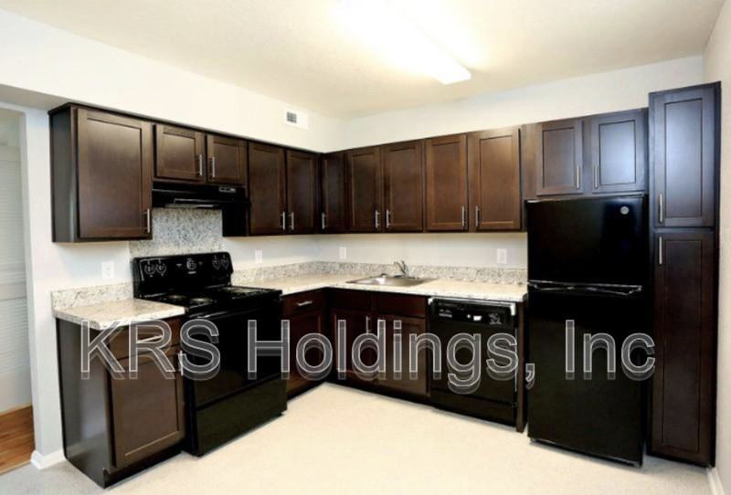 4247 Orcutt Ave - Photo 2 of 11