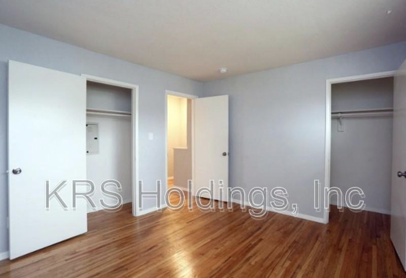 4247 Orcutt Ave - Photo 3 of 11