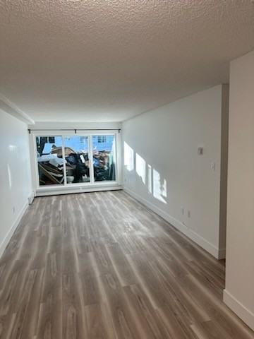 1530 Graveley Street - Photo 2 of 11