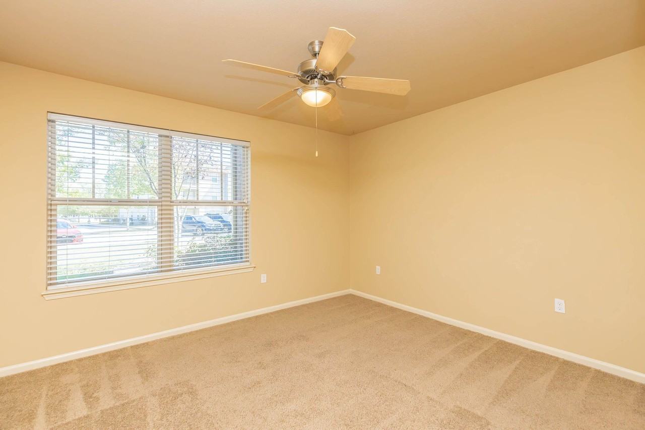 Mallard Crossing - Photo 7 of 40