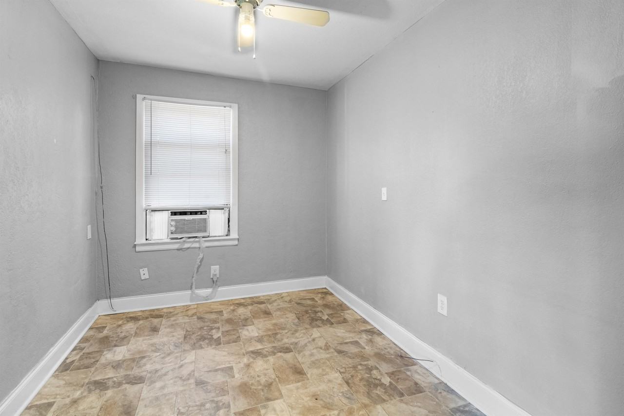 5238 San Juan Avenue - Photo 3 of 9