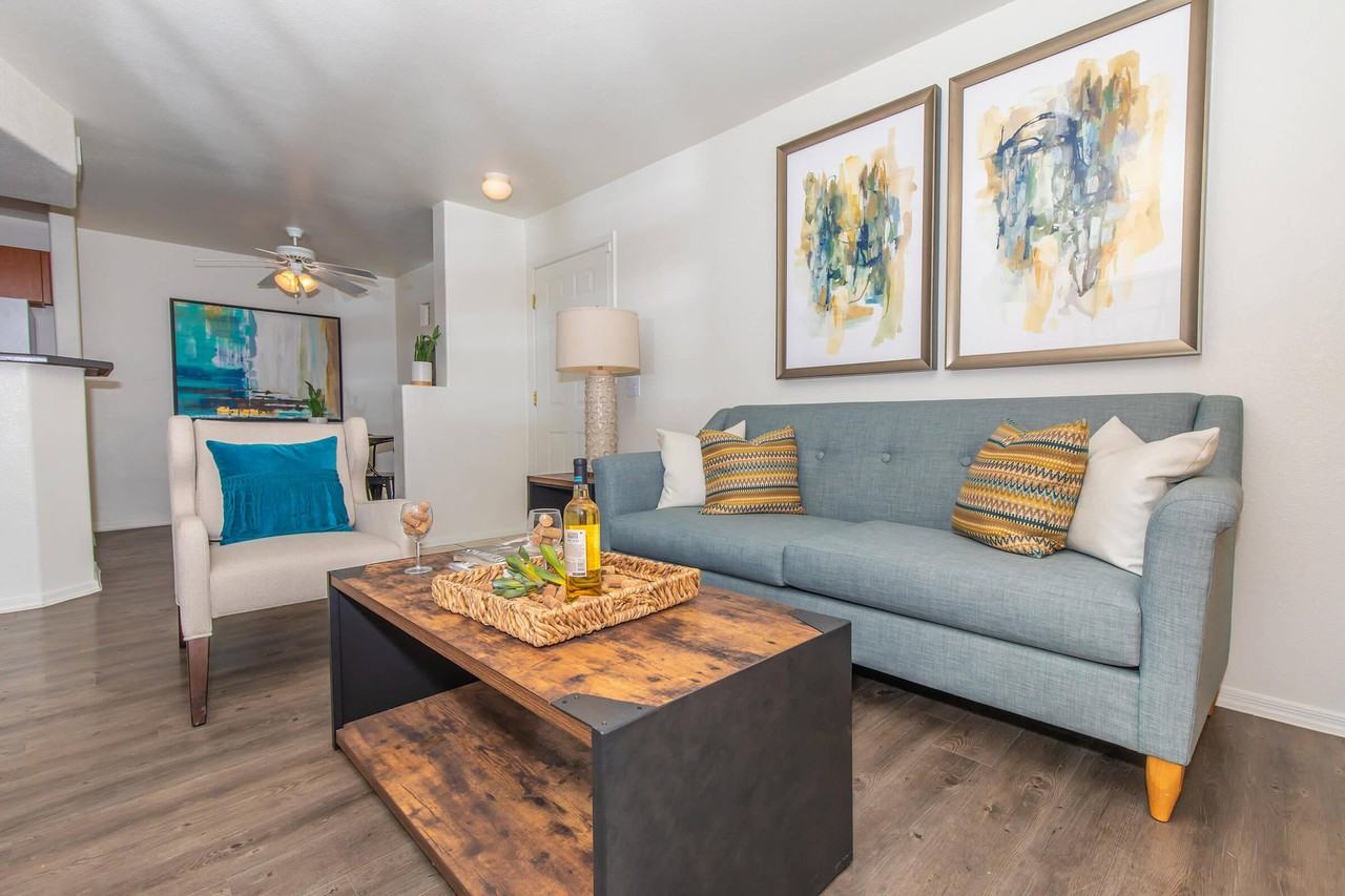 Port Royal Apartments - Photo 2 of 36