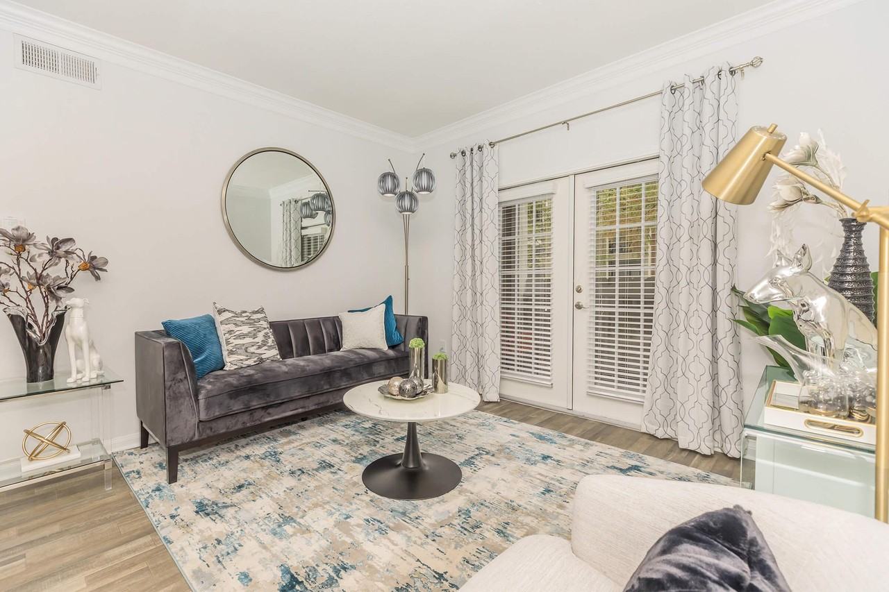 Wildwood Forest Apartments in Grogan's Mill, The Woodlands, TX 77380