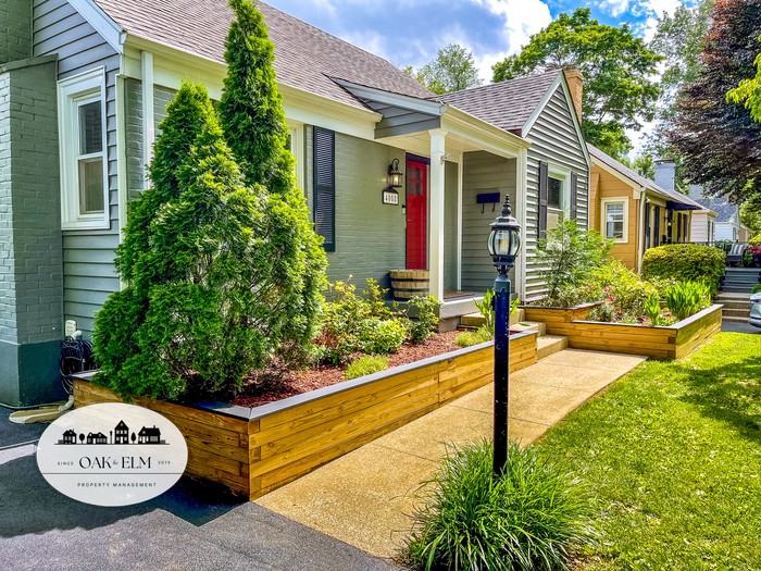 4008 Brownlee Rd - Photo 2 of 40