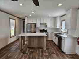 featured image of 2101 Sw 38th St #143