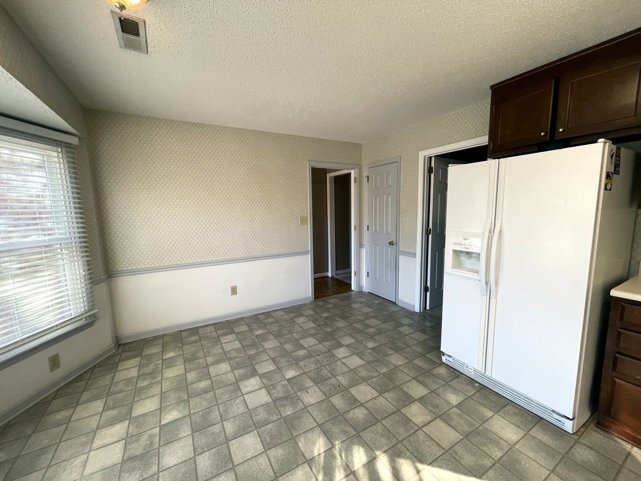 6930 Steeplechase Dr Nw #1 - Photo 6 of 22