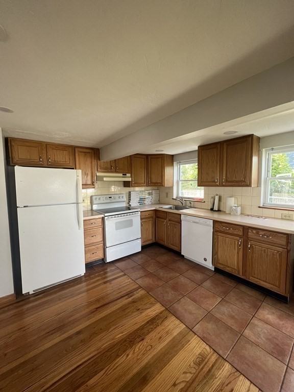 125A Huckins Ave #A - Photo 3 of 36