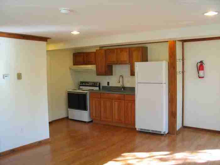 7 Salem St #9SALEM - Photo 3 of 4