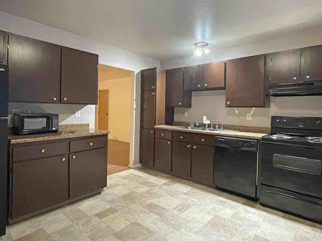 1298 Hartzog Loop #1 - Photo 6 of 29