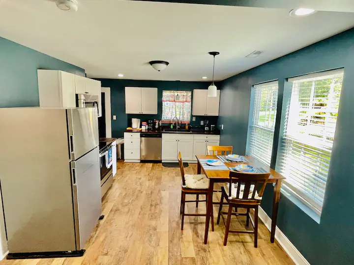 1723 Velma Ave - Photo 2 of 13