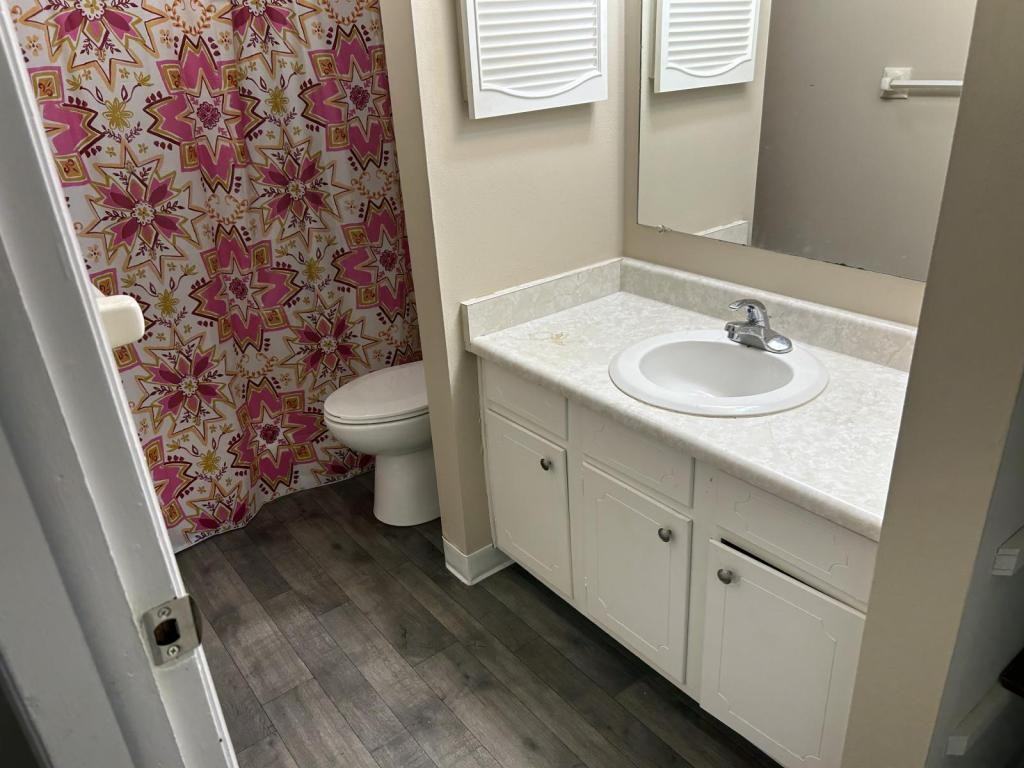 6578 Lake Rd - Photo 2 of 7