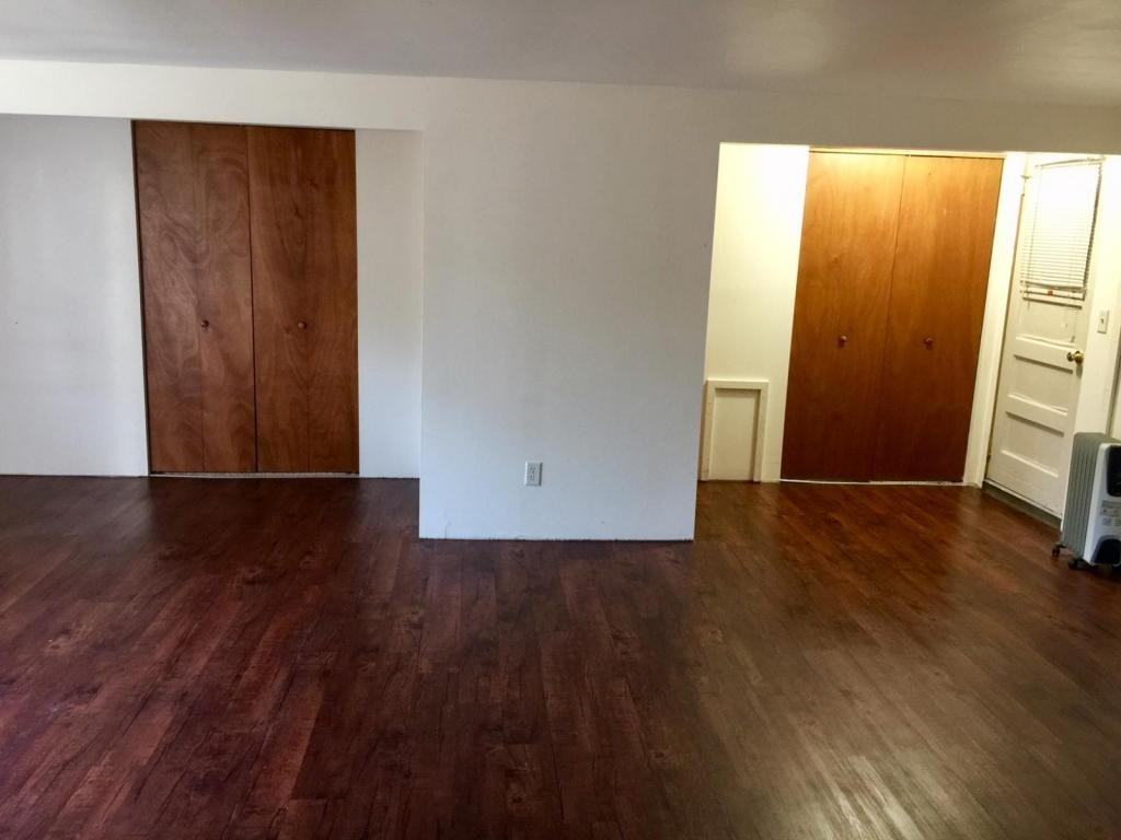 632 Washakie St - Photo 2 of 16