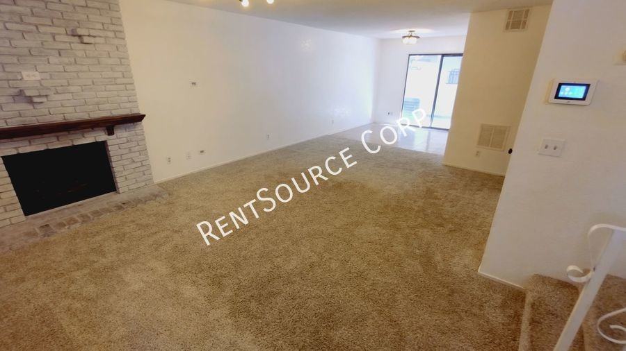 1340 W Avenue J4 - Photo 2 of 20