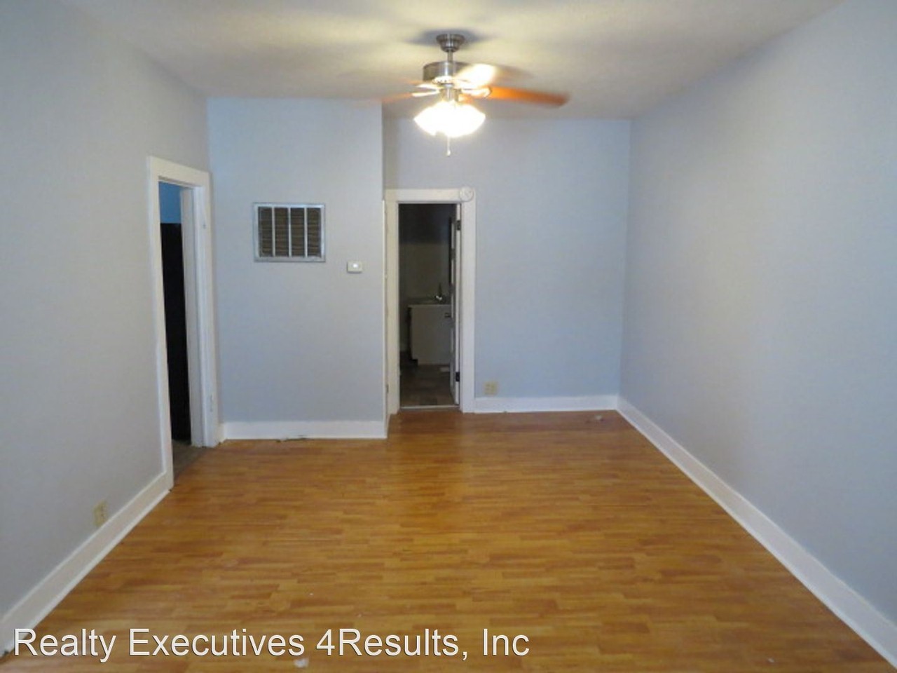 1102 N Elm St - Photo 2 of 10