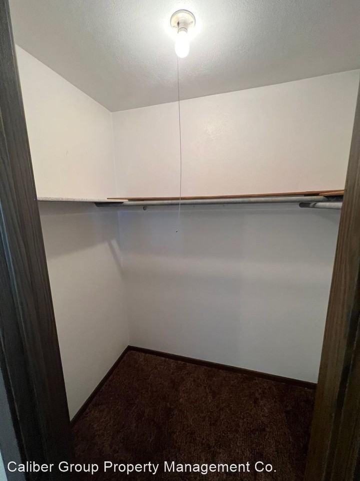 3609 Joan Dr - Photo 3 of 4