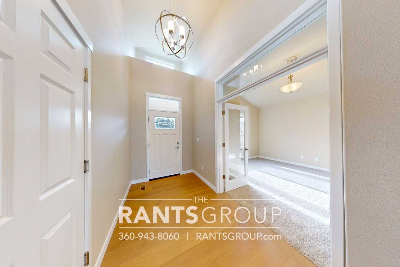 9728 Brayden Ct Se - Photo 2 of 33