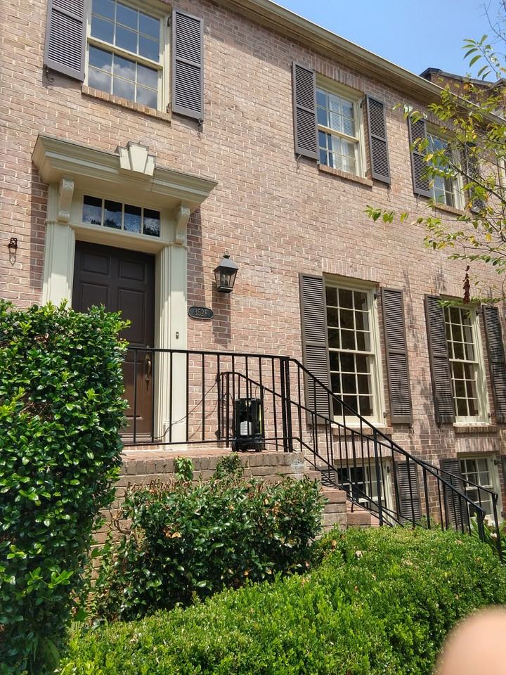 3528 Paces Pl Nw - Photo 2 of 36