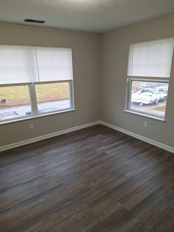 39 Pine Drive-3 #1 - Photo 6 of 8