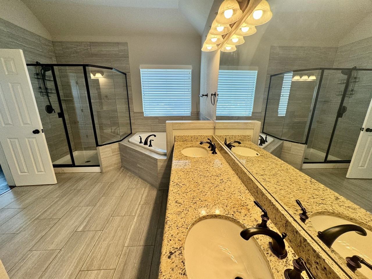 8250 Cruiseship BayUnit #503 - Photo 6 of 33