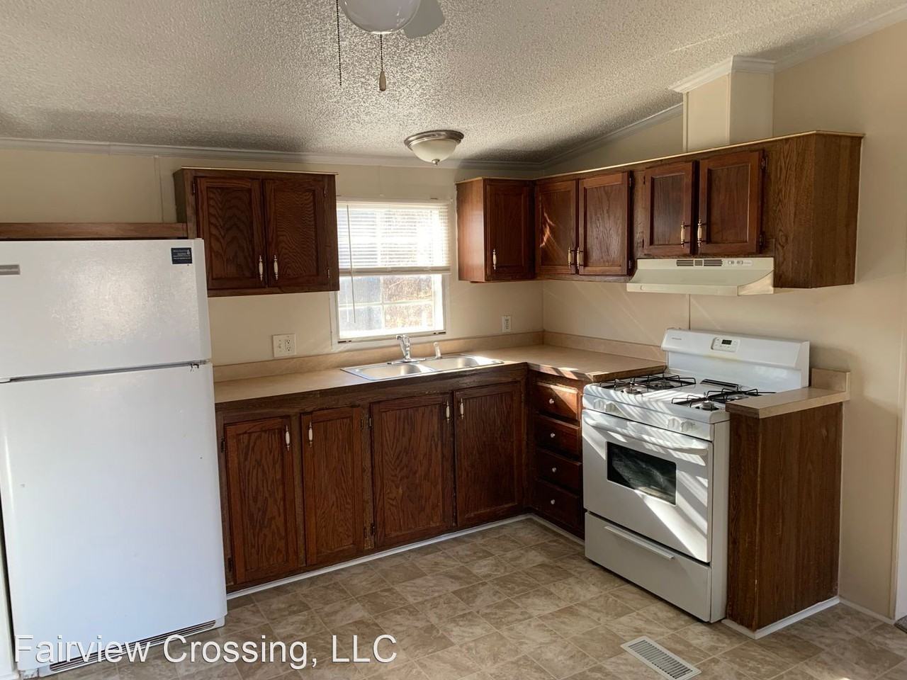 33 S Johns Ct - Photo 2 of 17