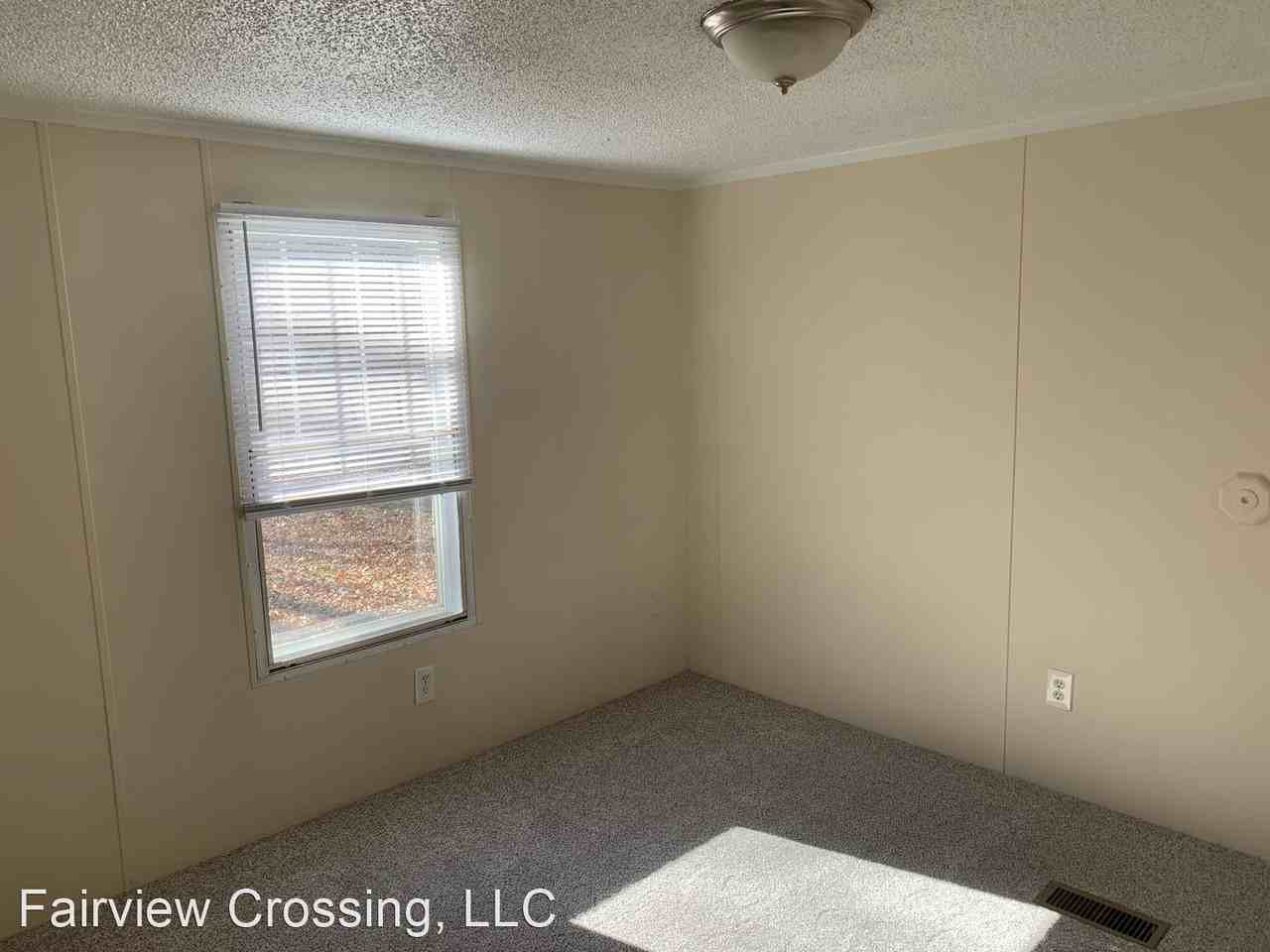 33 S Johns Ct - Photo 3 of 17