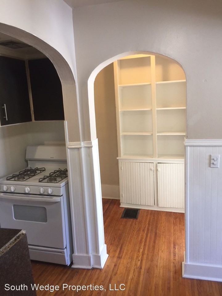 1024/1030 Monroe Avenue 224-240 Rosedale St. - Photo 3 of 9