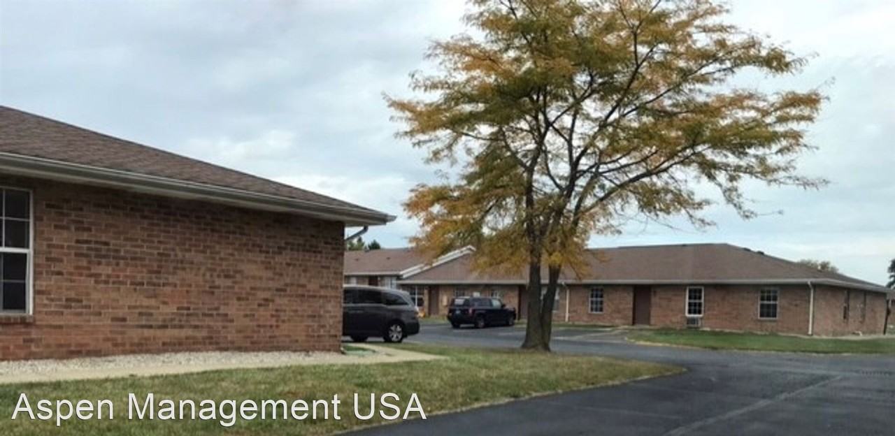 Belmont Estates North 300 Derby Lane - Photo 2 of 15