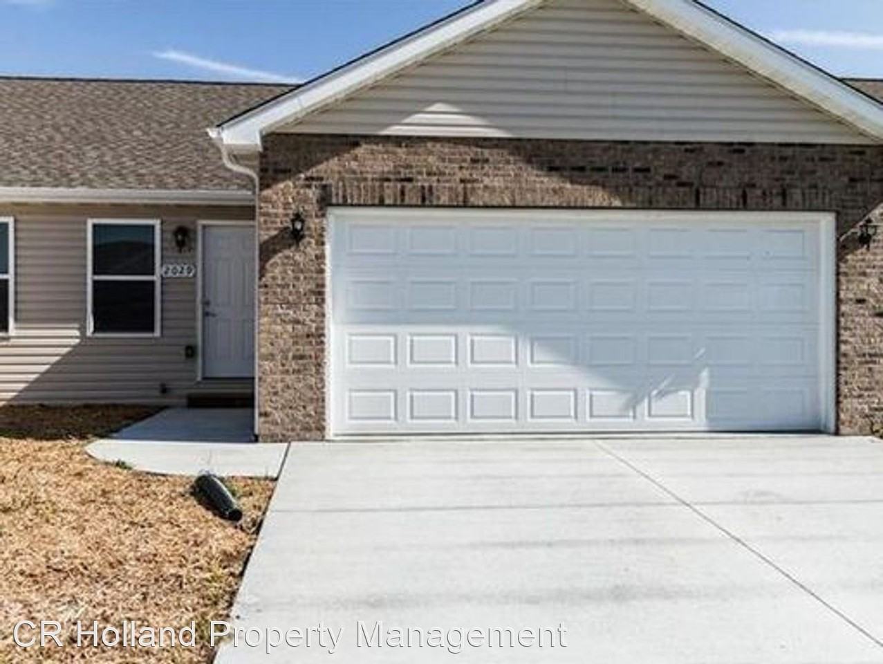 FOX VALLEY - Photo 2 of 9