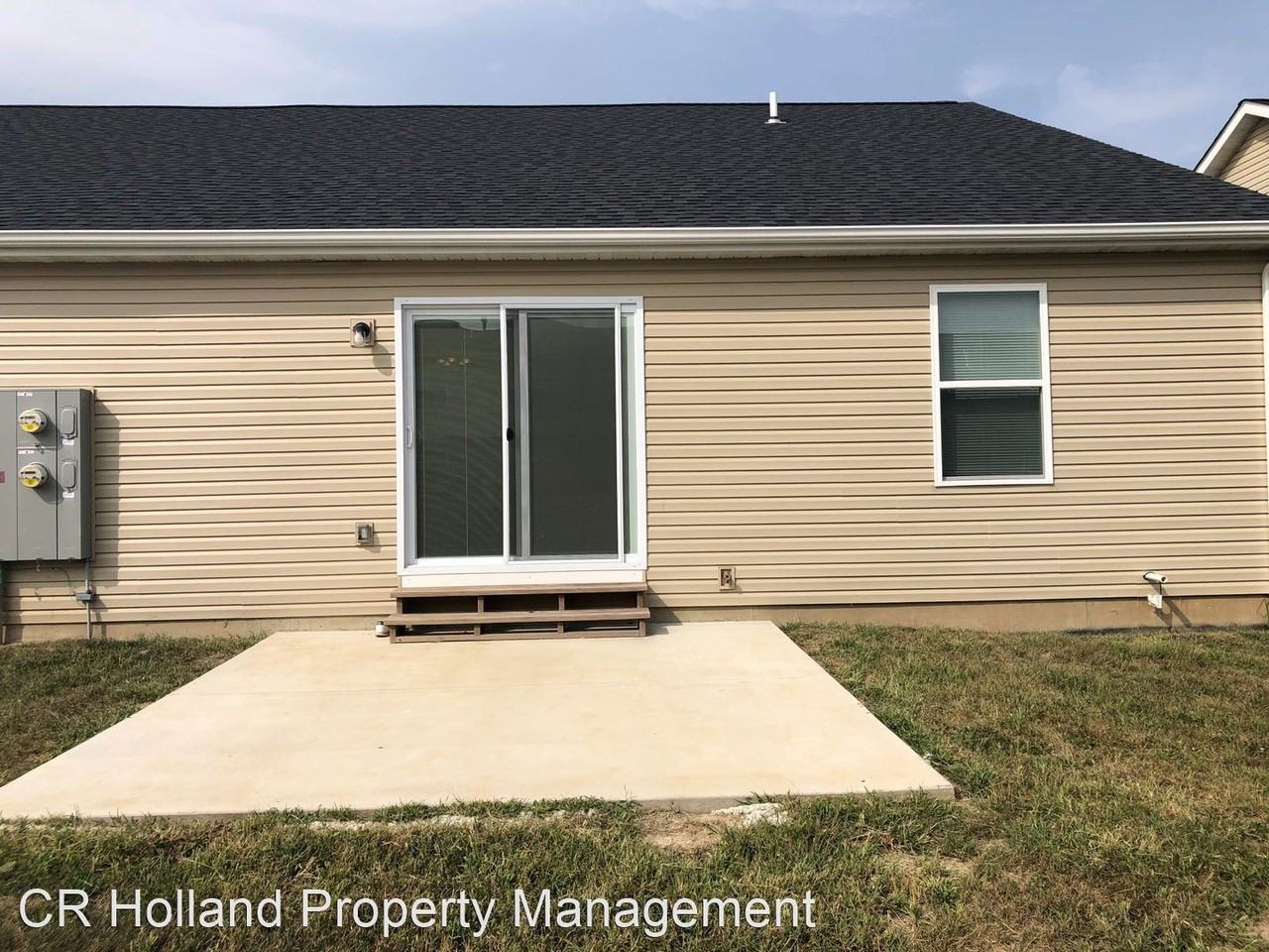 FOX VALLEY - Photo 3 of 9