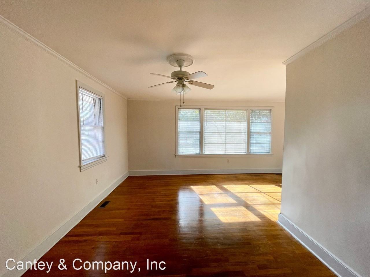 2821-2823 Duncan Street - Photo 3 of 10