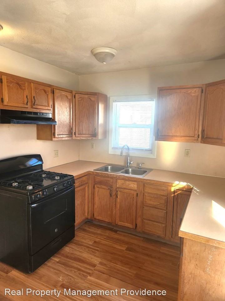 44-46 Grove Street - Photo 2 of 18