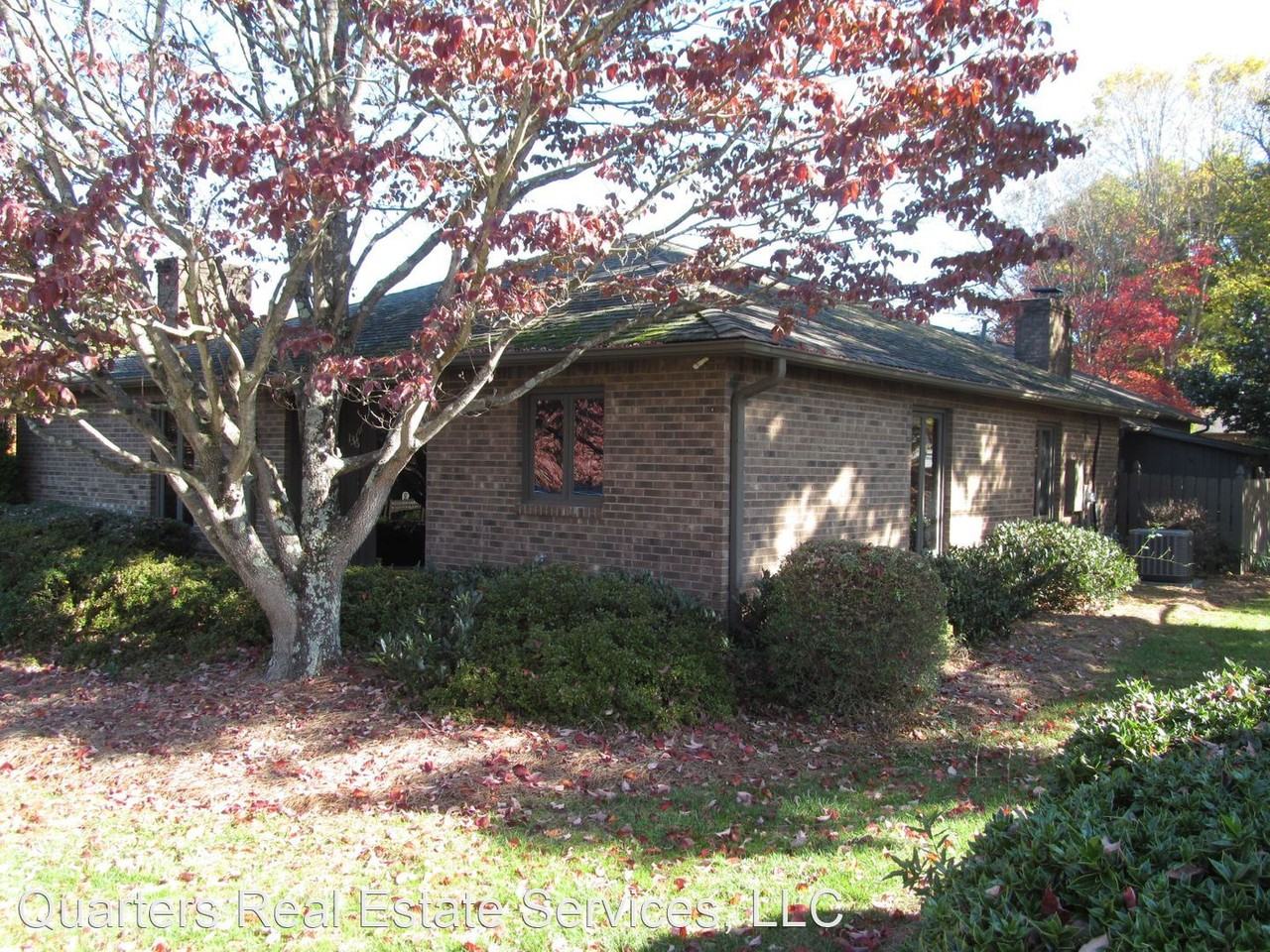 136 Breckindale Cir - Photo 2 of 14