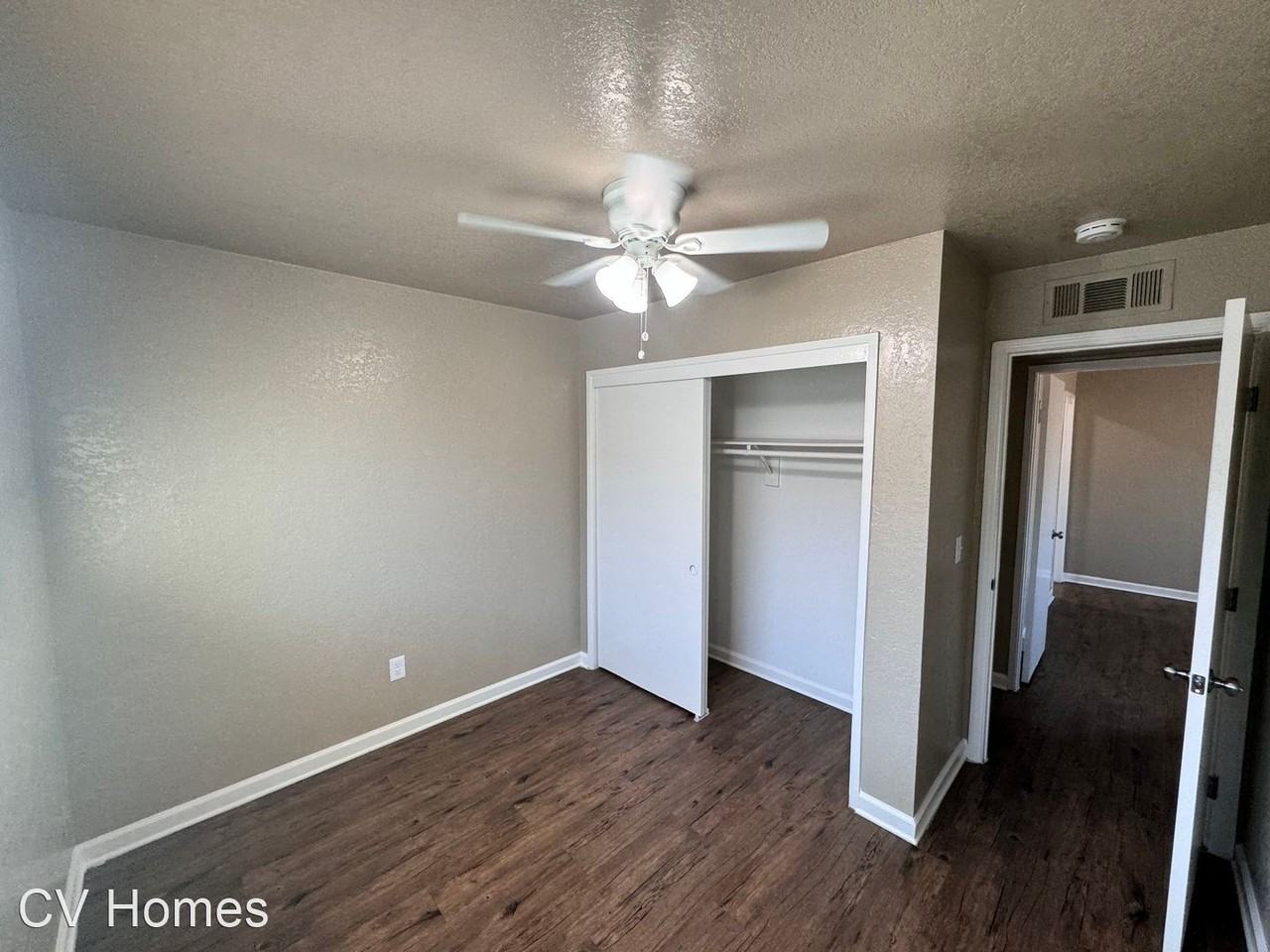 2028 Lorina Ave - Photo 3 of 13