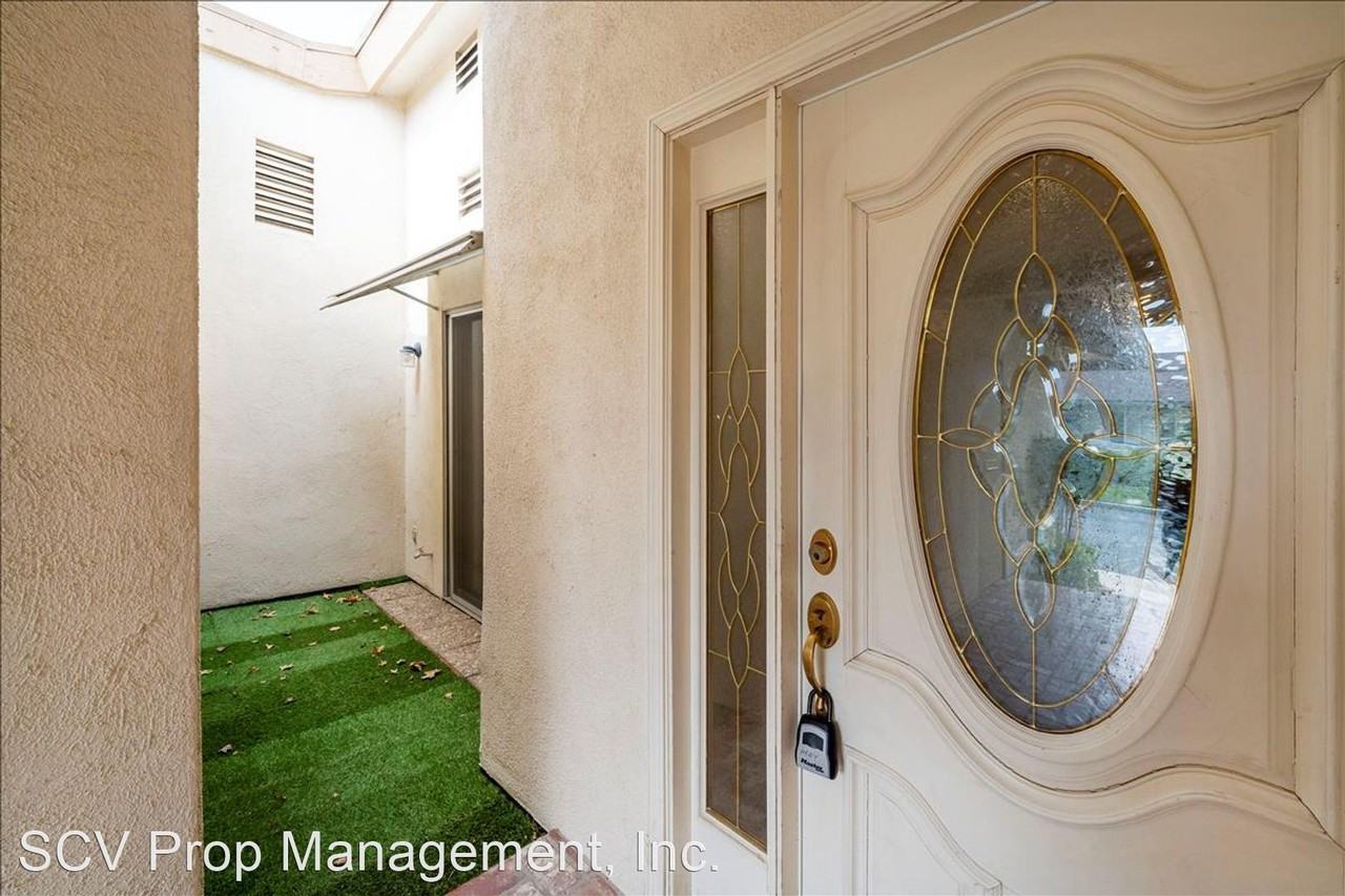 26753 Winsome Cir - Photo 3 of 36