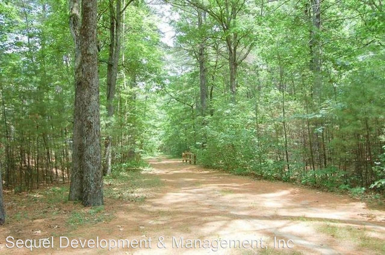 Hollis Crossing Condo Assoc 3 Mayfair Lane #307 - Photo 2 of 6