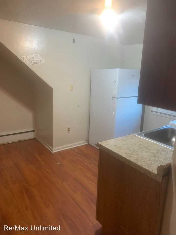 268 Weber Avenue - Photo 3 of 14