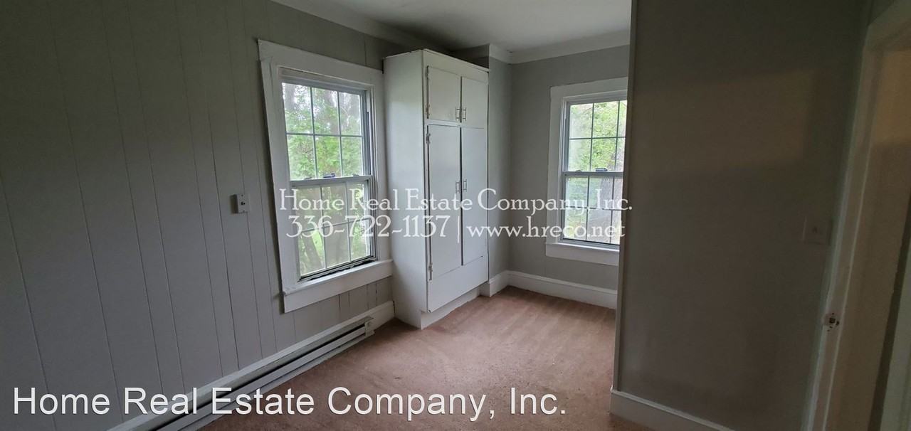 2937 Old Greensboro Rd - Photo 2 of 10