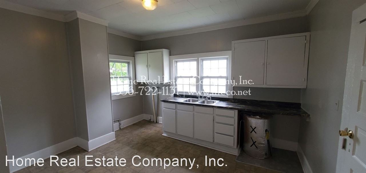 2937 Old Greensboro Rd - Photo 3 of 10