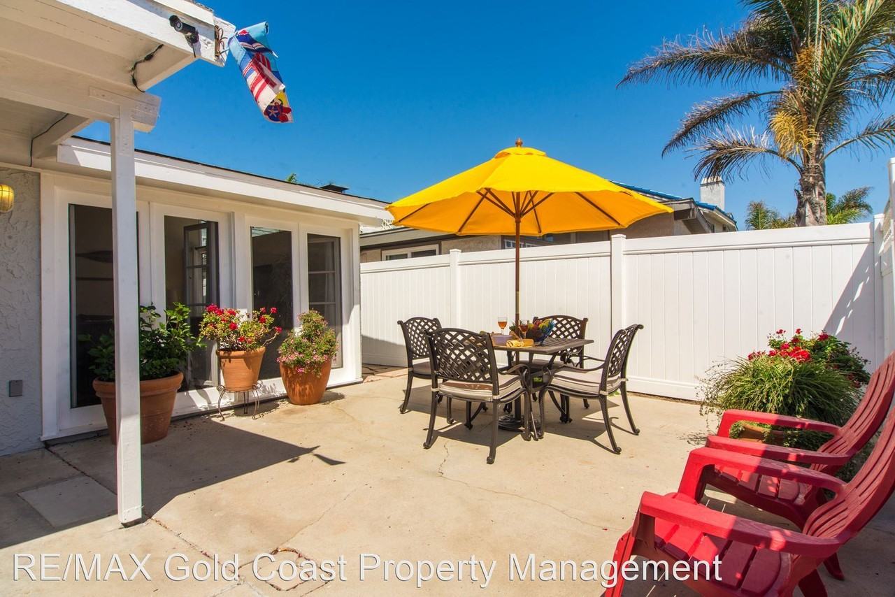 207 Rossmore Drive - Photo 3 of 18