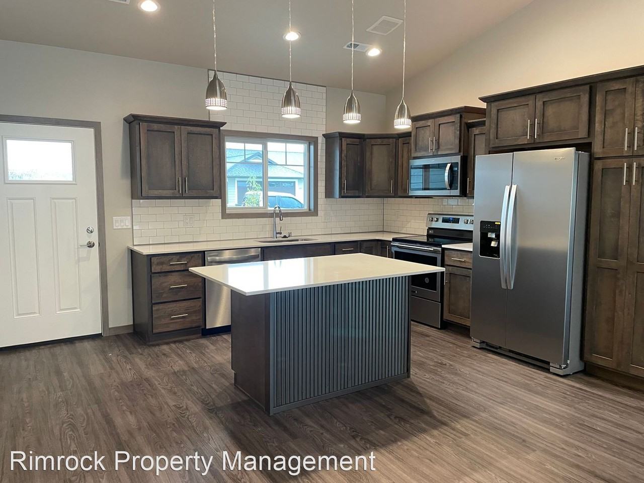 6322/6324 Absaloka Ln - Photo 2 of 17