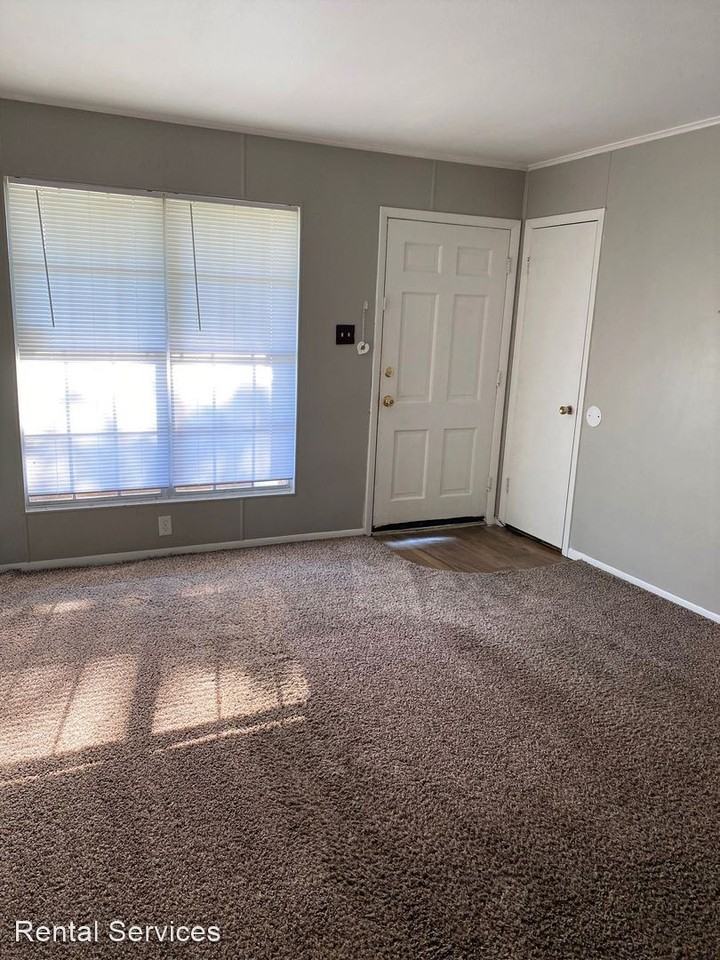 2430 Saba Ln - Photo 2 of 13