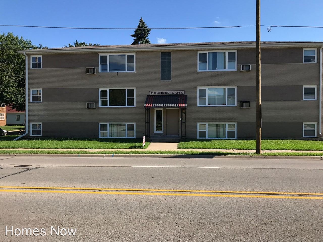 1904 Auburn St Apartments in Signal Hill, Rockford, IL 61103 Zumper