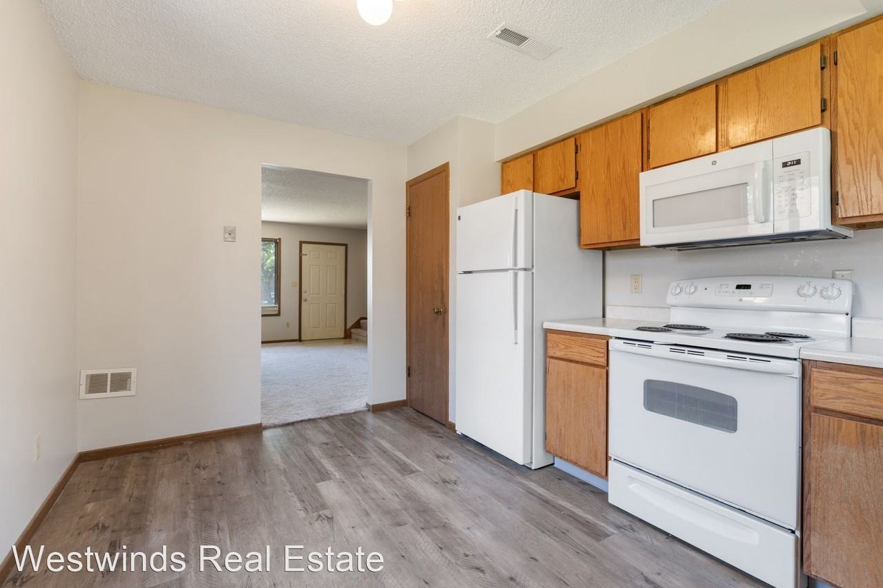 1420 Aber Ave - Photo 3 of 13
