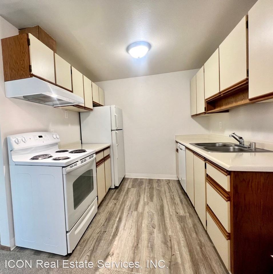 12815 and 12821 123rd St Ct E - Photo 3 of 9