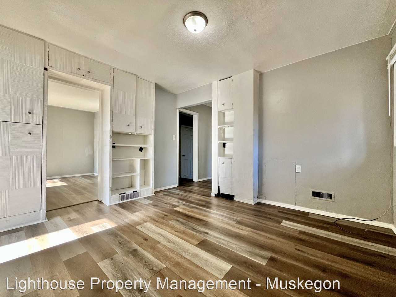 2512 Maffett St - Photo 3 of 11