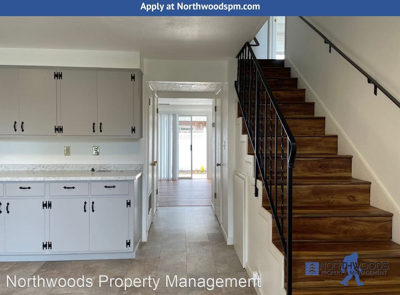 155 Loto St - Photo 3 of 32