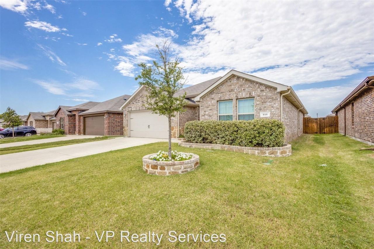 111 Barbara Ln - Photo 2 of 25