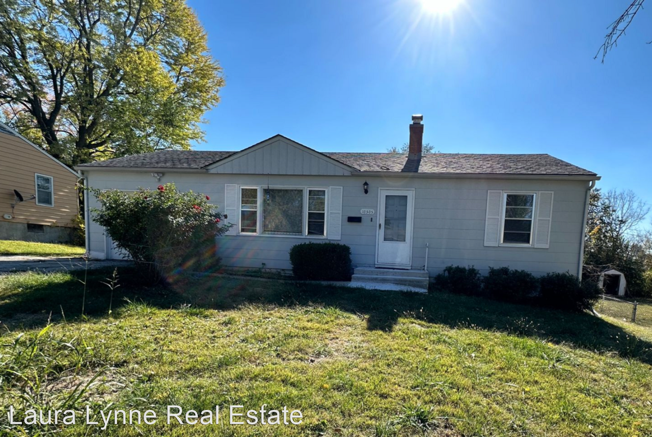 10505 E 40th St - Photo 2 of 20